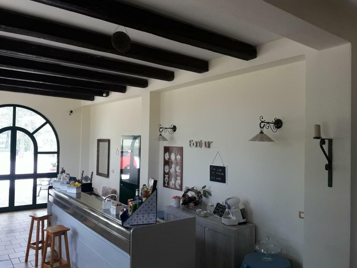 Agriturismo L' Annunziata Лиццано Экстерьер фото